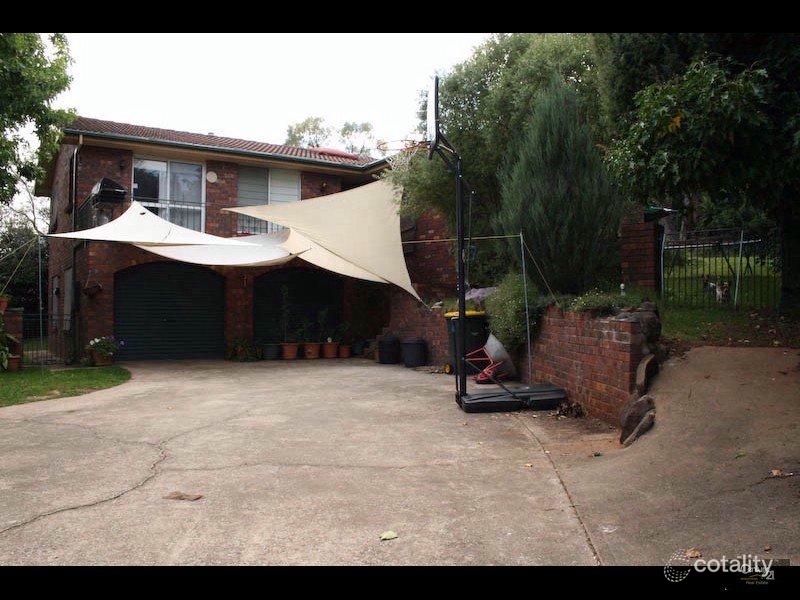 3 Yaraan Pl, Orange, NSW 2800