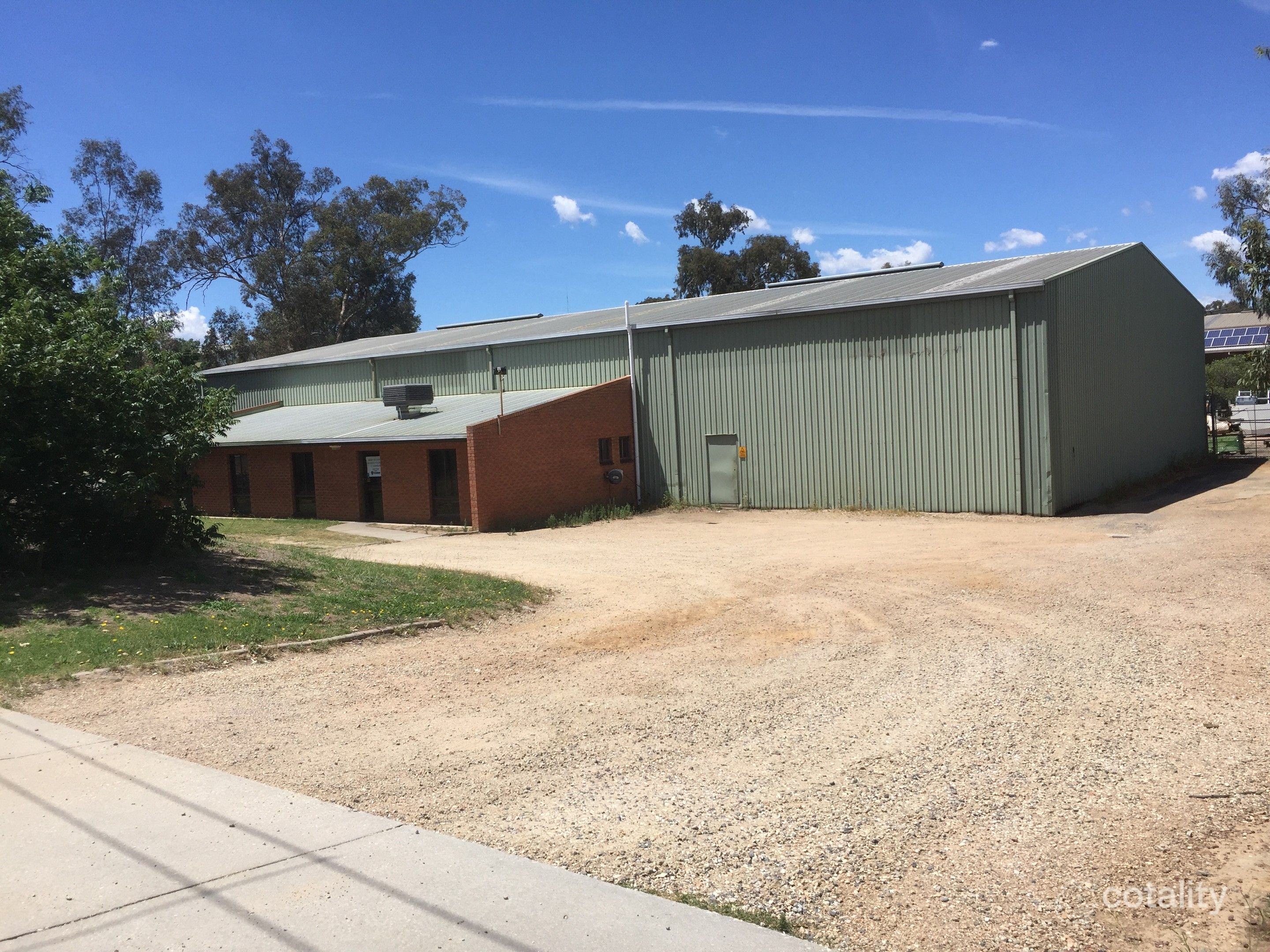 33 Catherine Cres, Lavington, NSW 2641