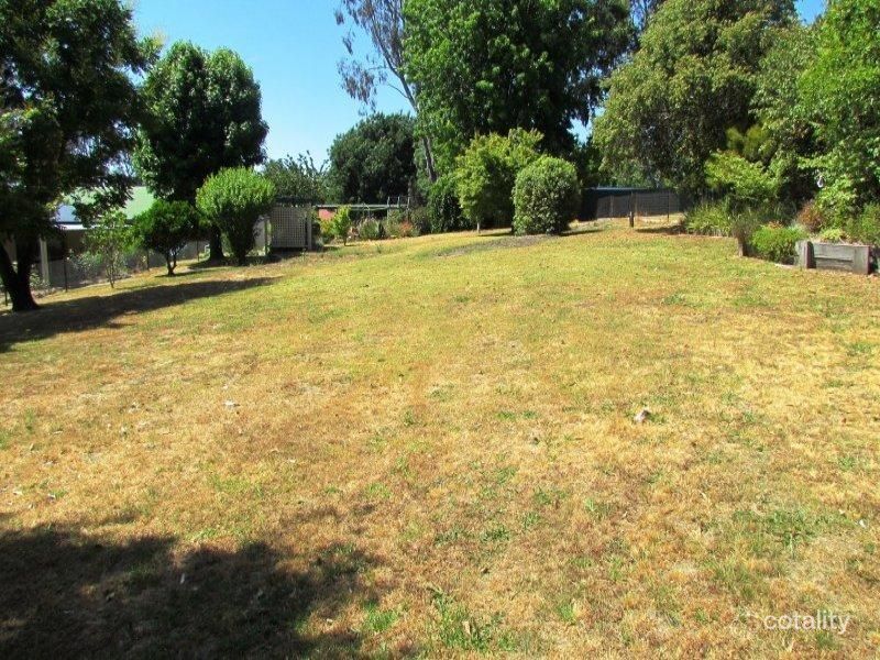 20 Kiewa East Rd, Kiewa, VIC 3691