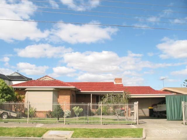 67 Orleans Rd, Avondale Heights, VIC 3034
