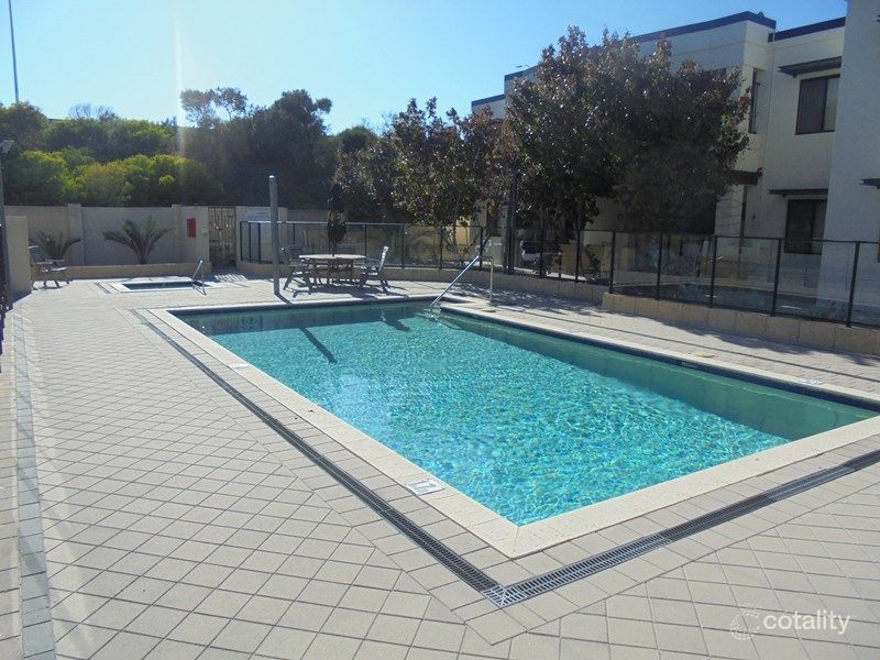 19/5 Eastleigh Loop, Currambine, WA 6028