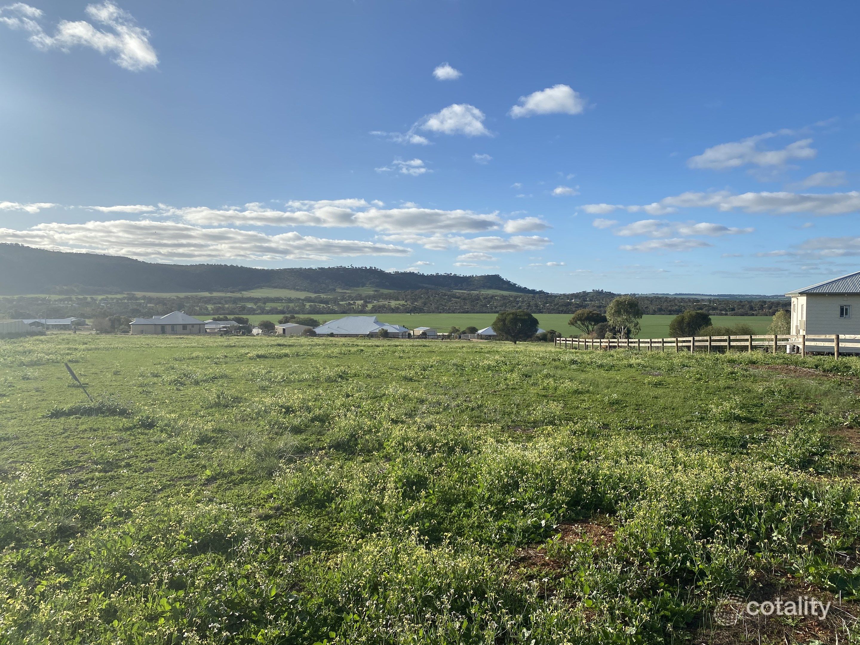 13 Camfield Pl, York, WA 6302