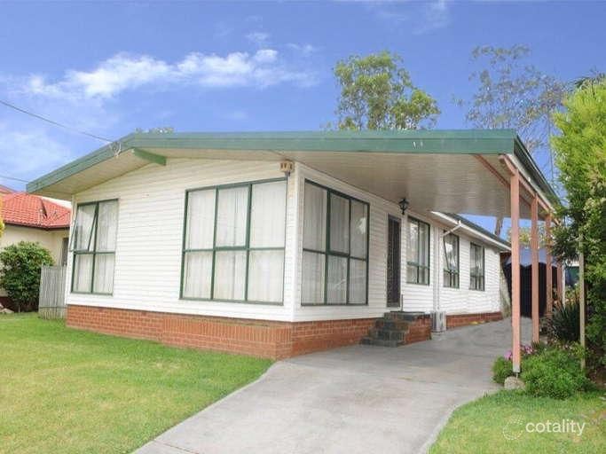 11 Somme Cres, Milperra, NSW 2214
