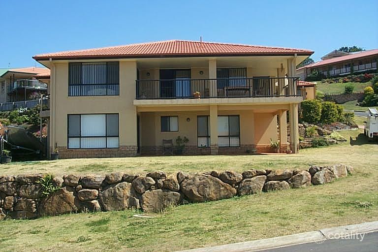 16 Tyrone Tce, Banora Point, NSW 2486