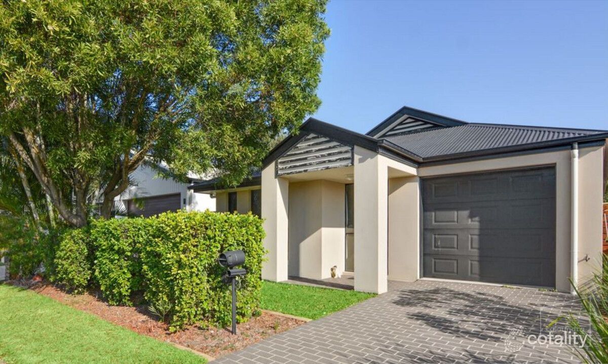 6 Rebecca St, Little Mountain, QLD 4551