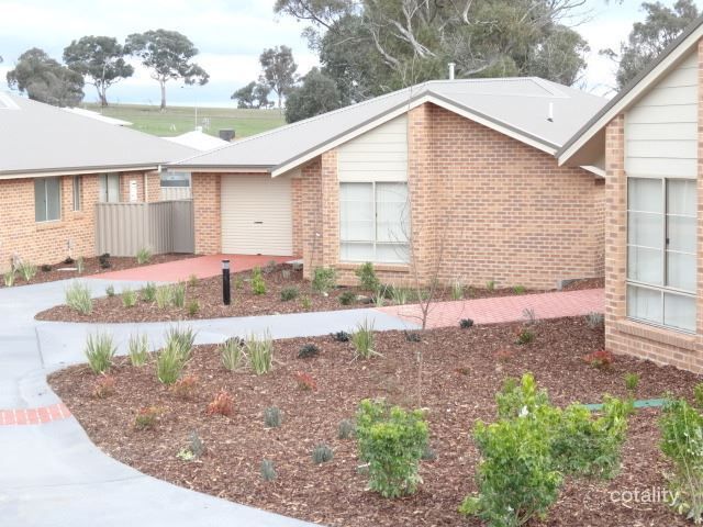 10/11 Mckenna Ave, Yass, NSW 2582