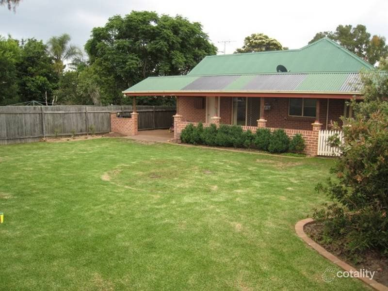 5 Baroo St, Thirlmere, NSW 2572