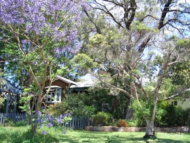 4 Awaba St, Teralba, NSW 2284