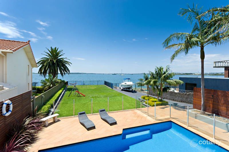 22 Woodlands Rd, Taren Point, NSW 2229