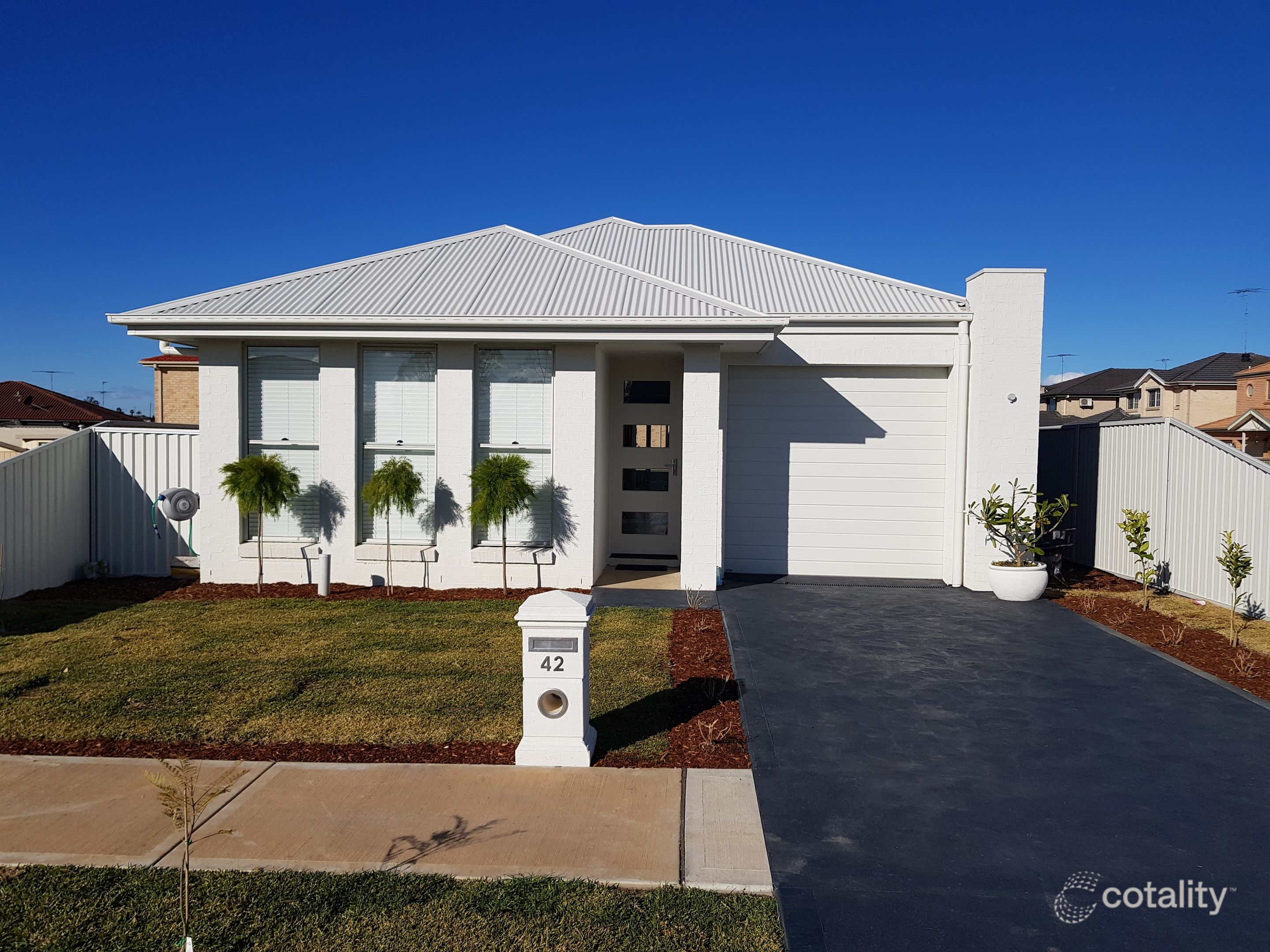 42 Rocco Pl, Green Valley, NSW 2168