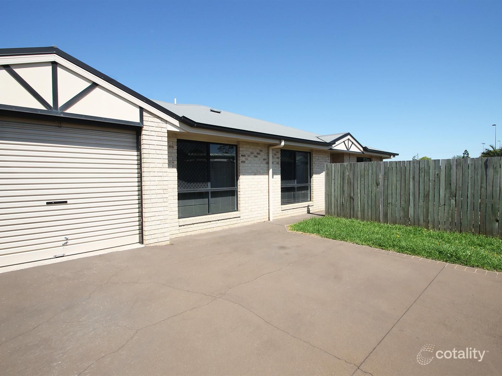 1/62 Ladner St, Drayton, QLD 4350