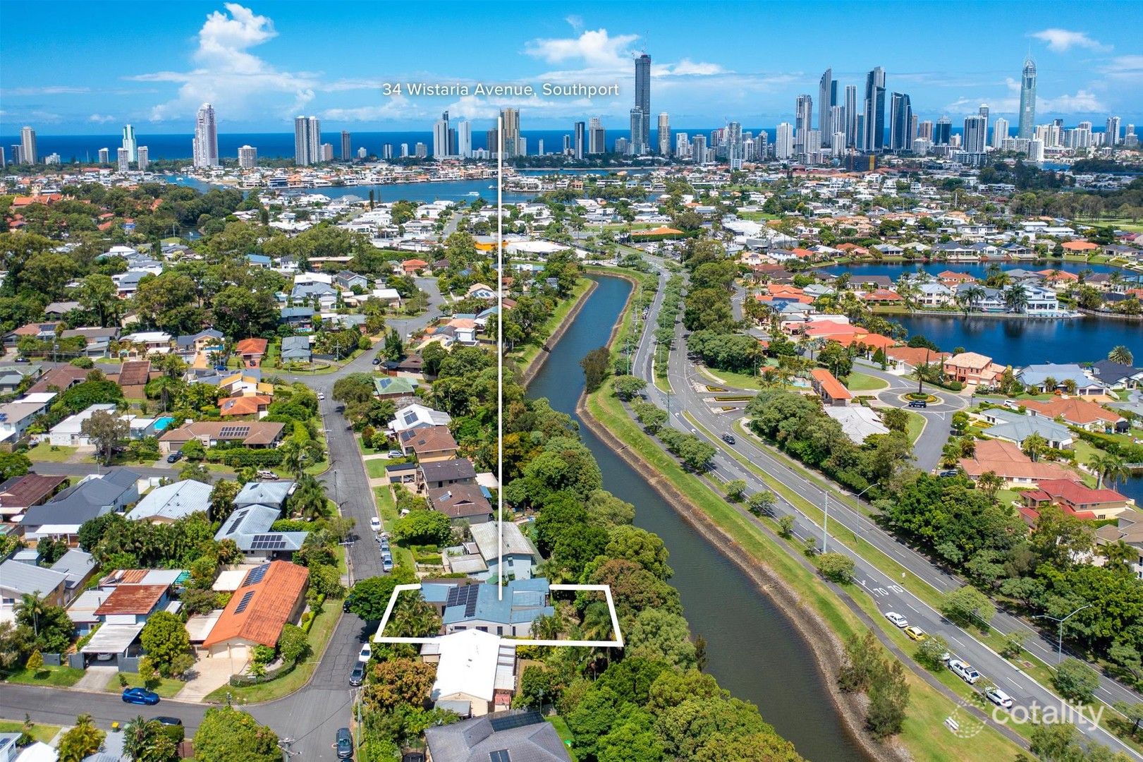 34 Wistaria Ave, Southport, QLD 4215