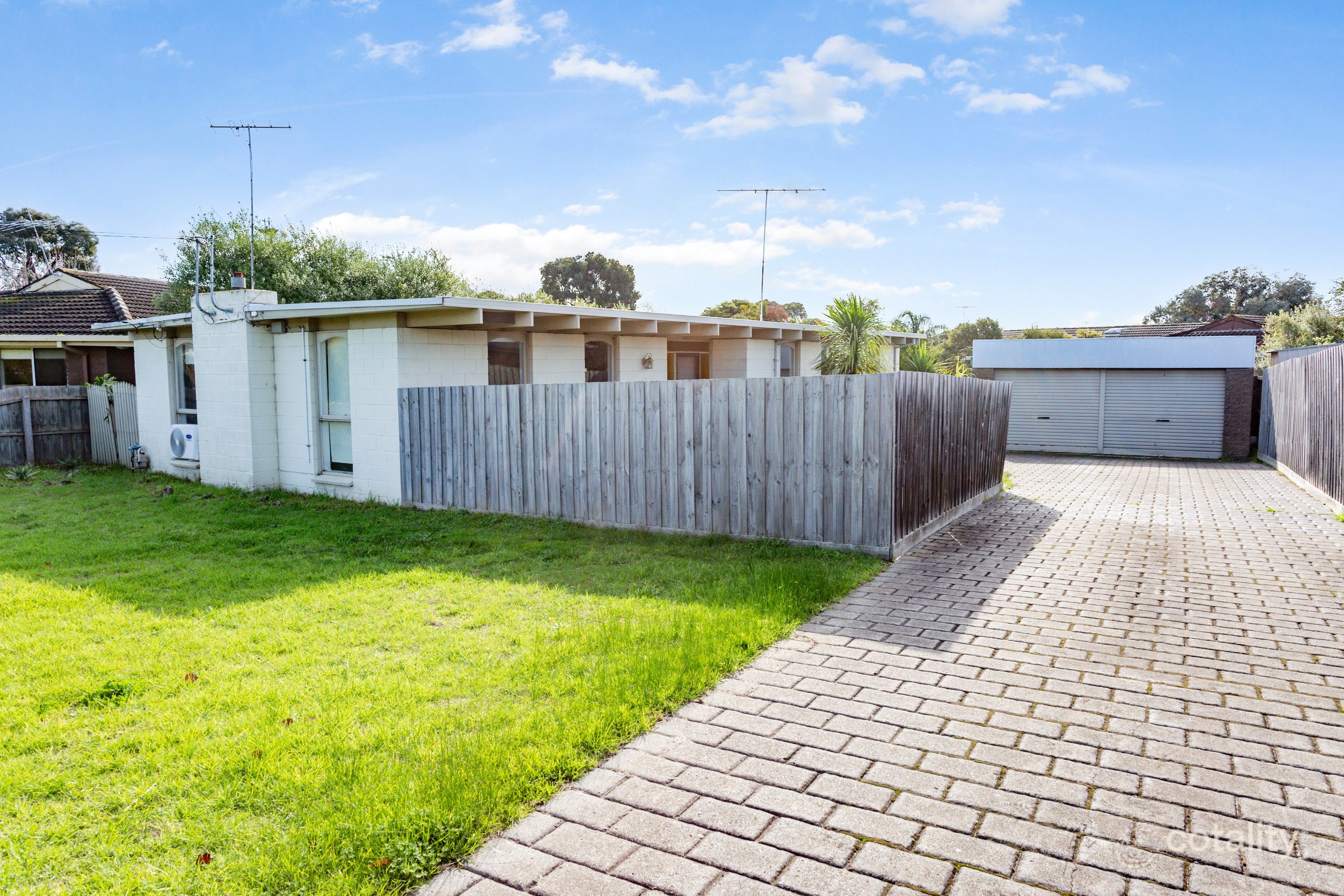 20 Fryers Rd, Highton, VIC 3216