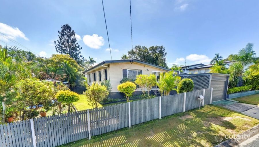 2 Christine St, North Booval, QLD 4304