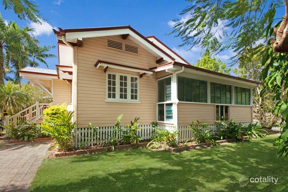 27/404-418 Mccoombe St, Mooroobool, QLD 4870