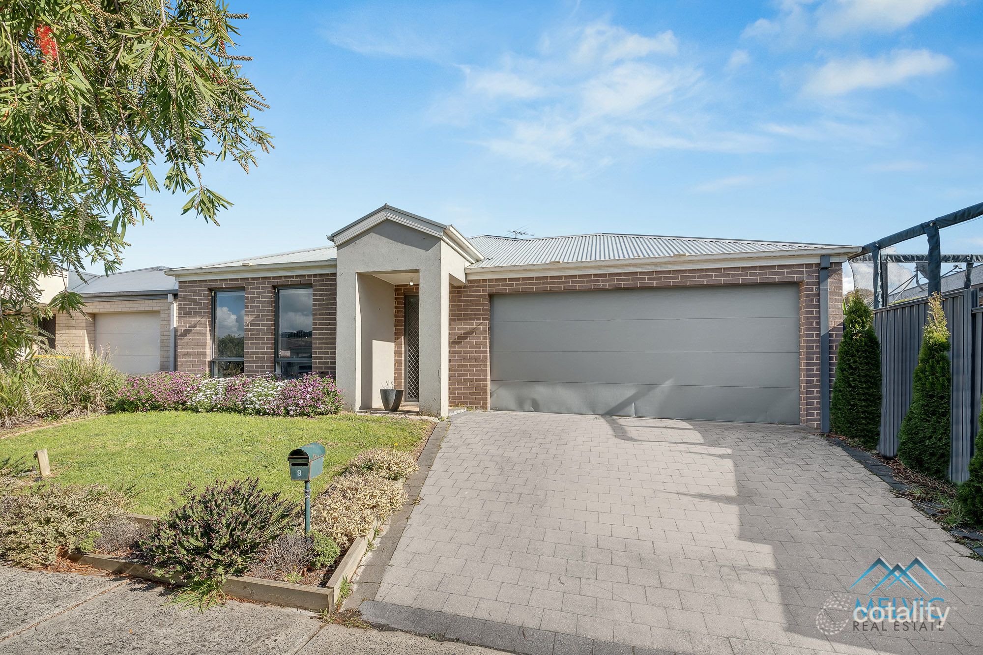 9 Burdekin Lane, Pakenham, VIC 3810