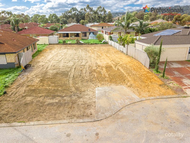 8 Fahey Ct, Brookdale, WA 6112