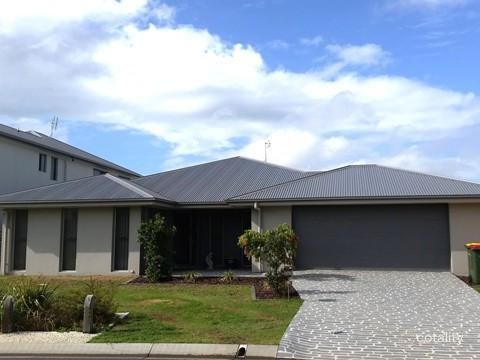 8 Cape St, Birtinya, QLD 4575