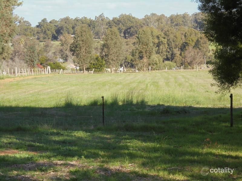 1740 Needham Rd, Wooroloo, WA 6558