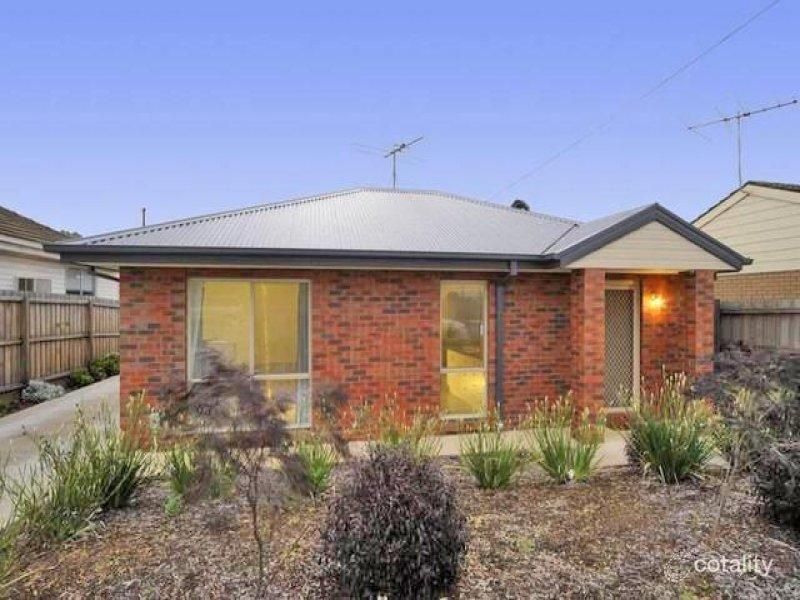 1/5 Weddell Rd, North Geelong, VIC 3215