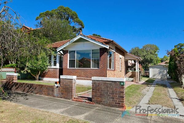 29 Prince Edward St, Carlton, NSW 2218