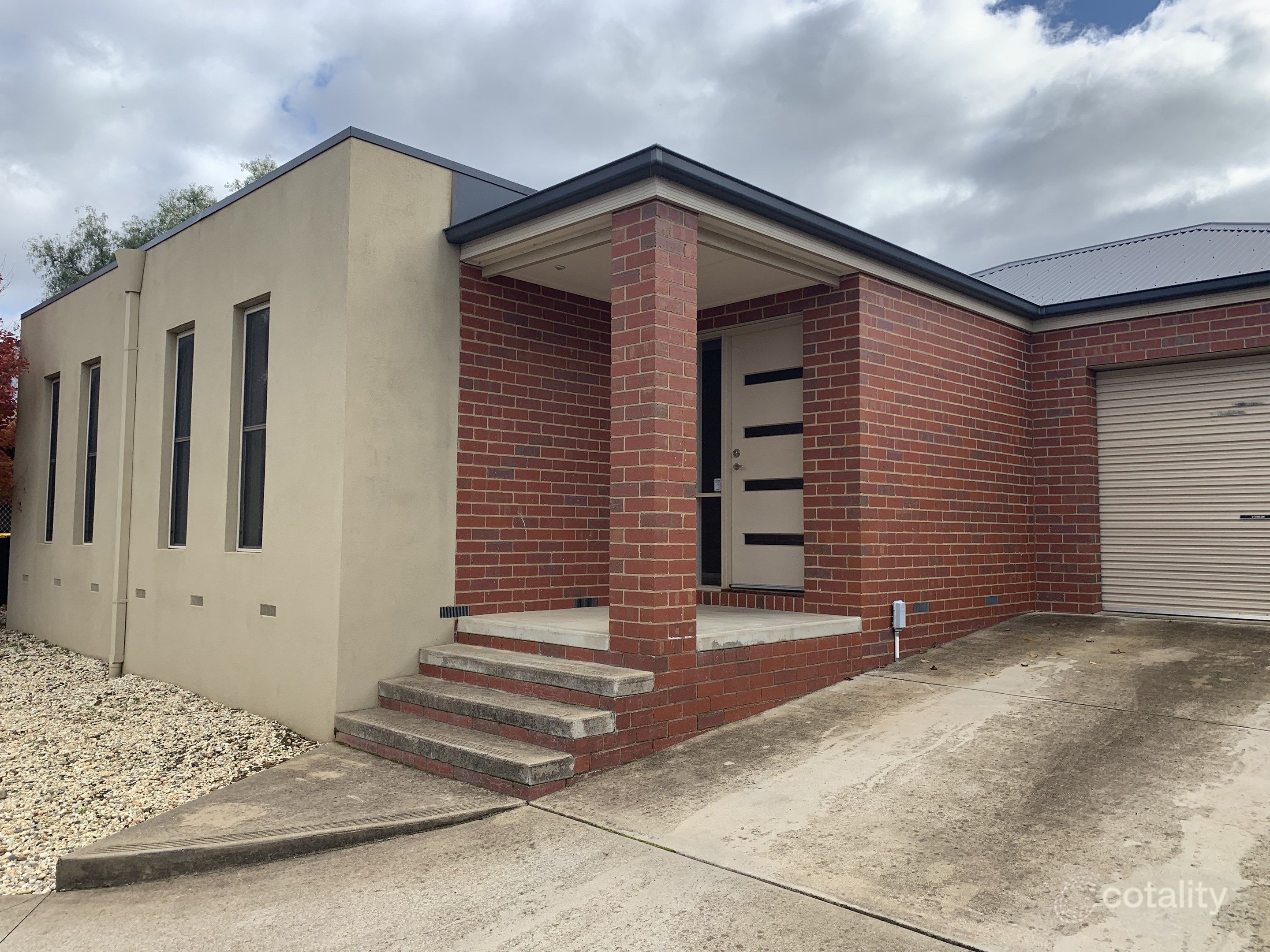 2/35 Booth St, Golden Square, VIC 3555