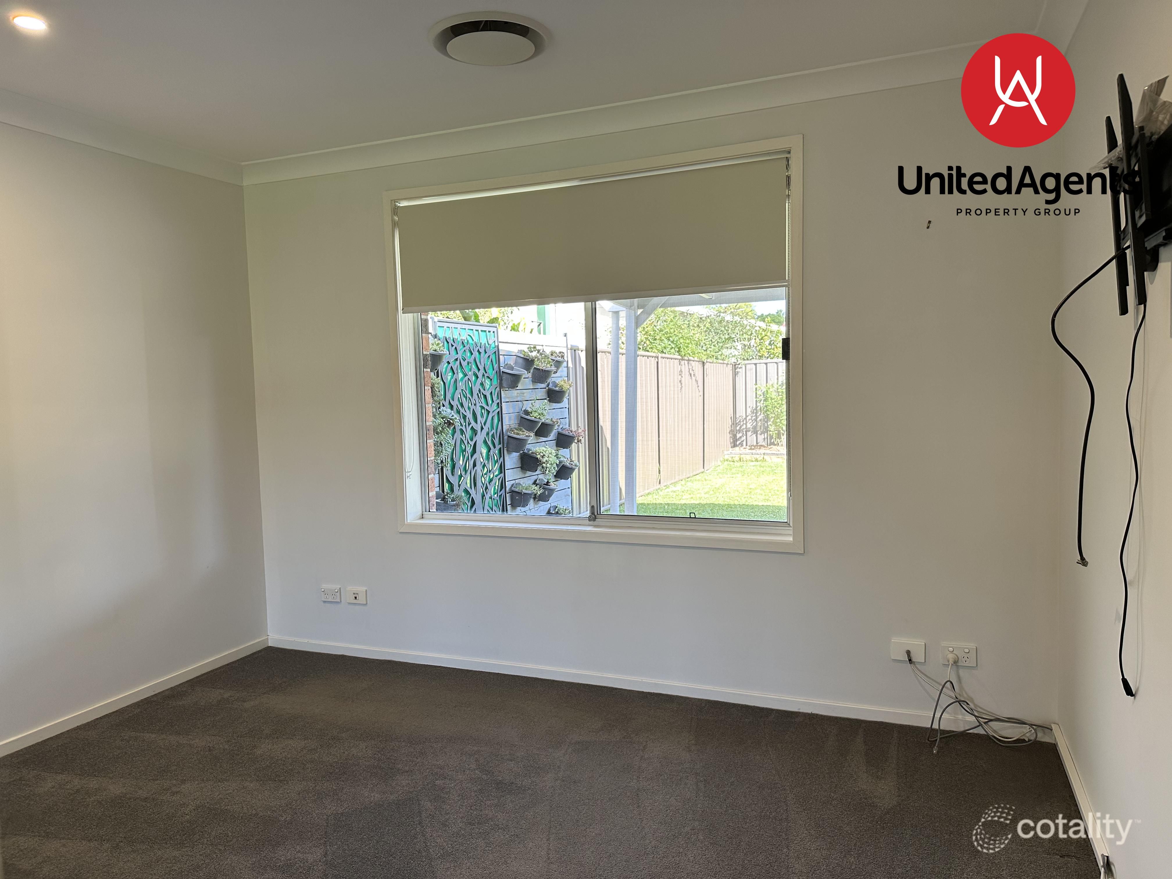 18 Goodenough St, Glenfield, NSW 2167