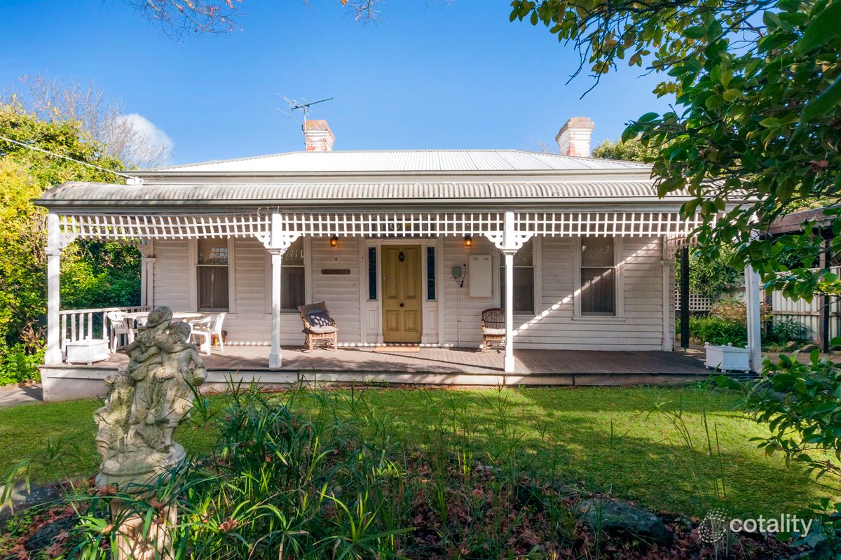 5 Mcintyre St, Hamilton, VIC 3300