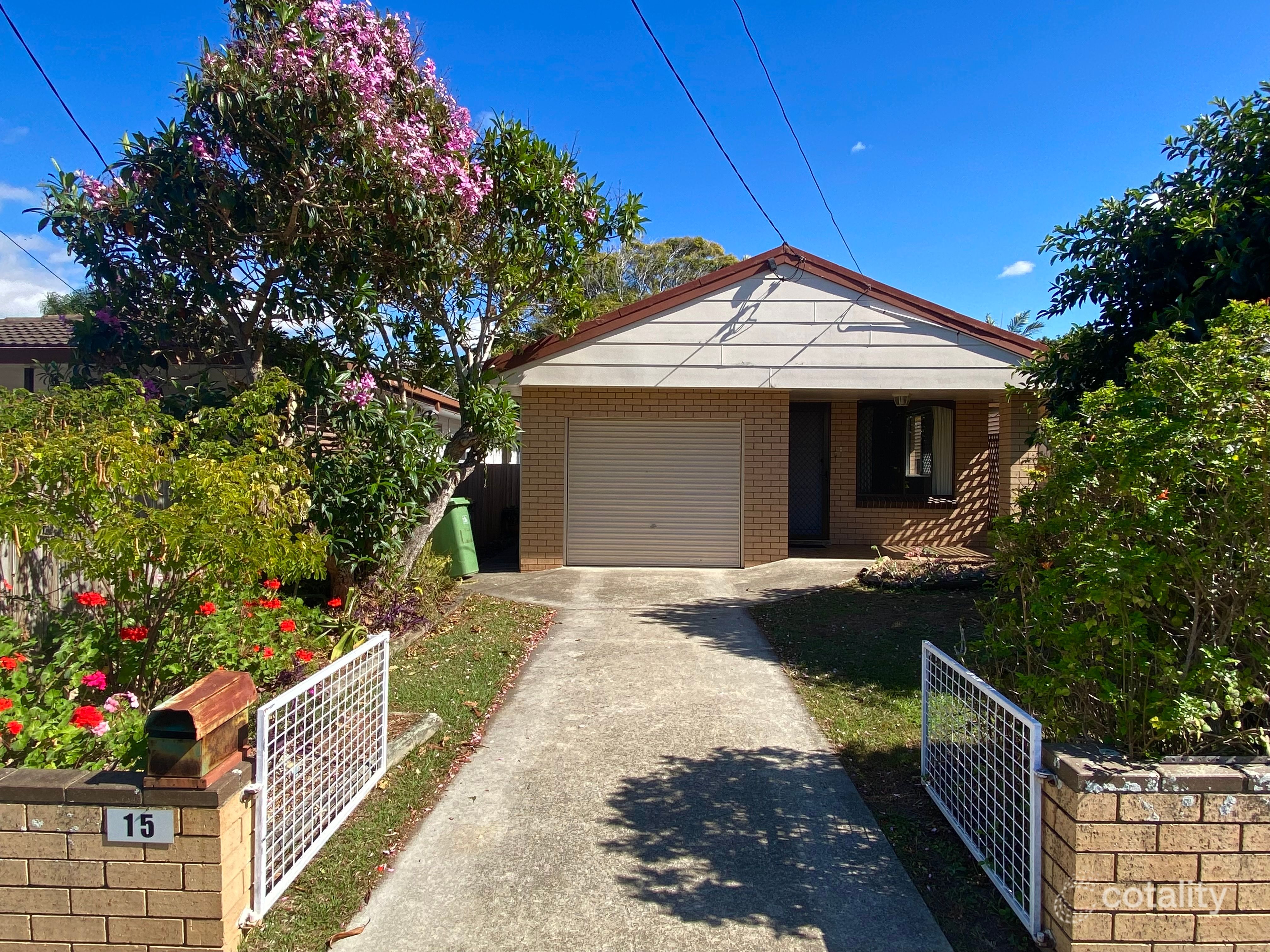 15 Mcaneny St, Redcliffe, QLD 4020