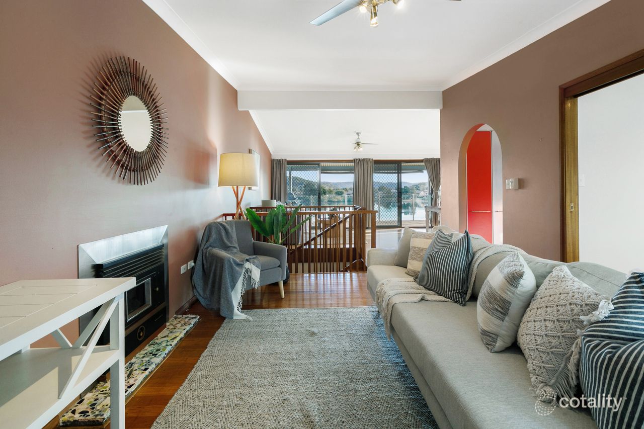 95 Empire Bay Dr, Daleys Point, NSW 2257
