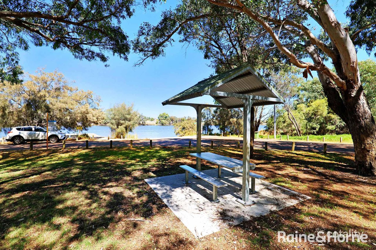 27 Anzac St, Bayswater, WA 6053