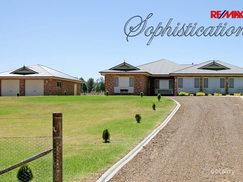 7 Loughan Rd, Junee, NSW 2663