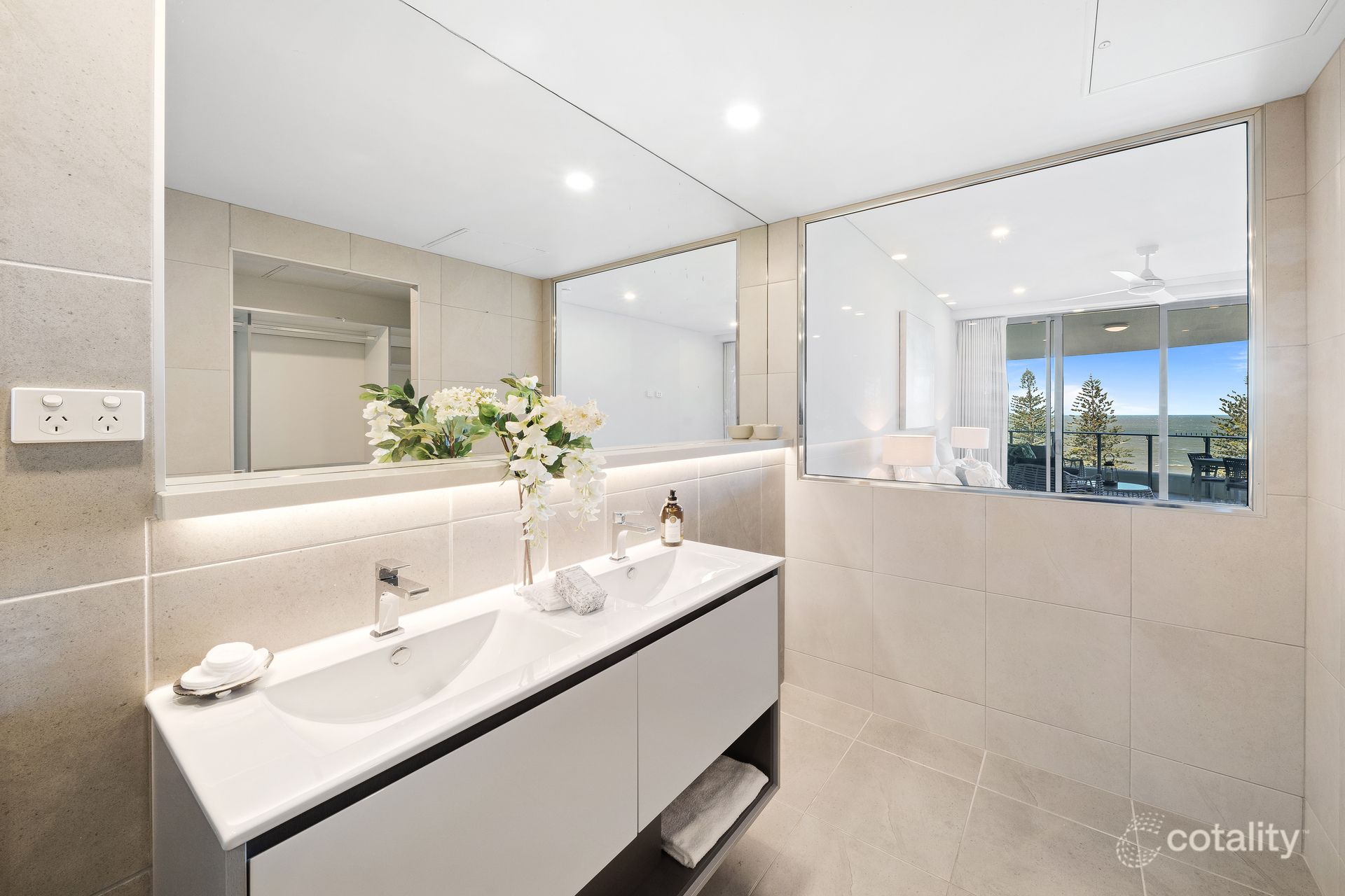 60/113 Landsborough Ave, Scarborough, QLD 4020