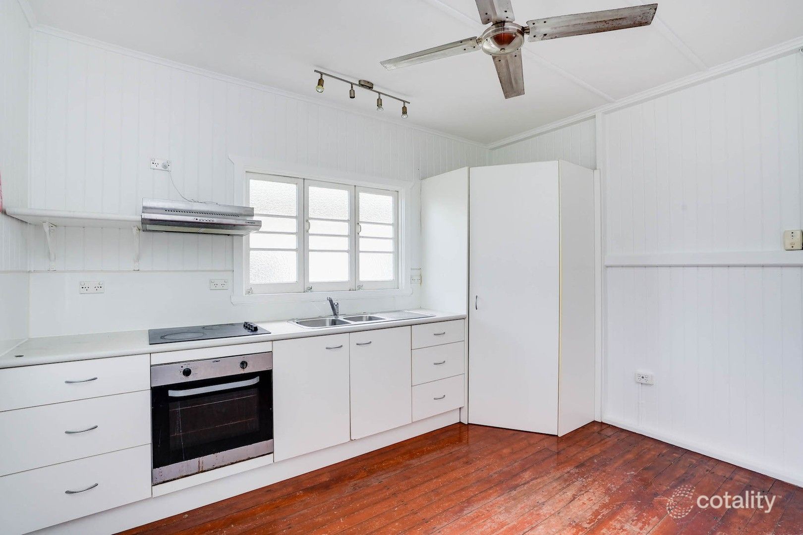 11 Boland, Westcourt, QLD 4870