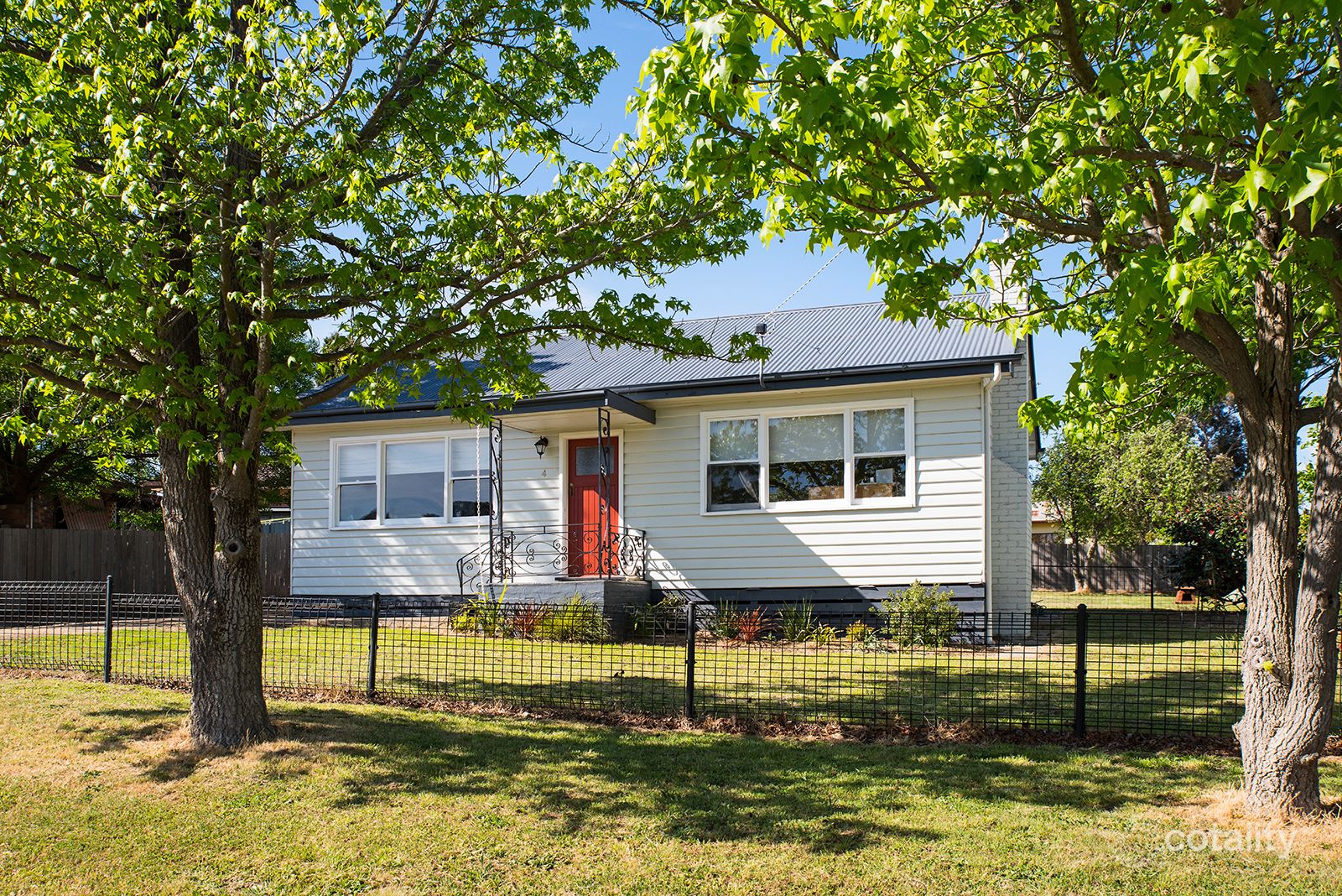 4 Woodman St, Castlemaine, VIC 3450