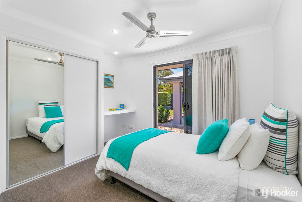 7 Denham Bvd, Redland Bay, QLD 4165