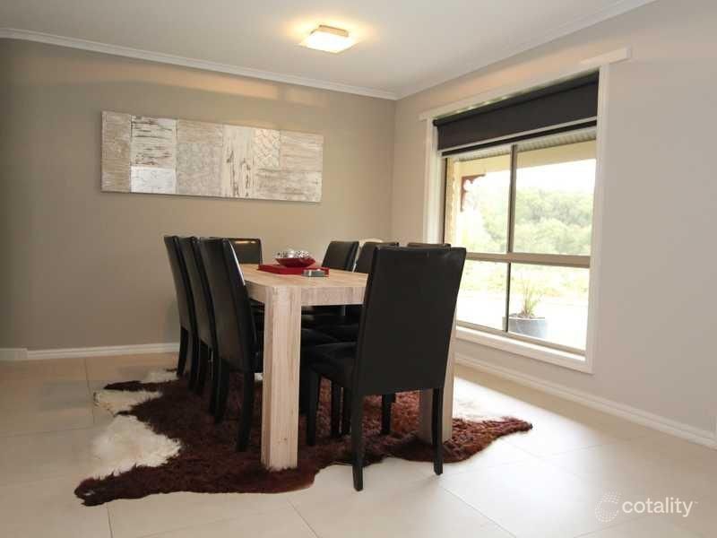 70 Jensens Rd, Newtown, VIC 3351