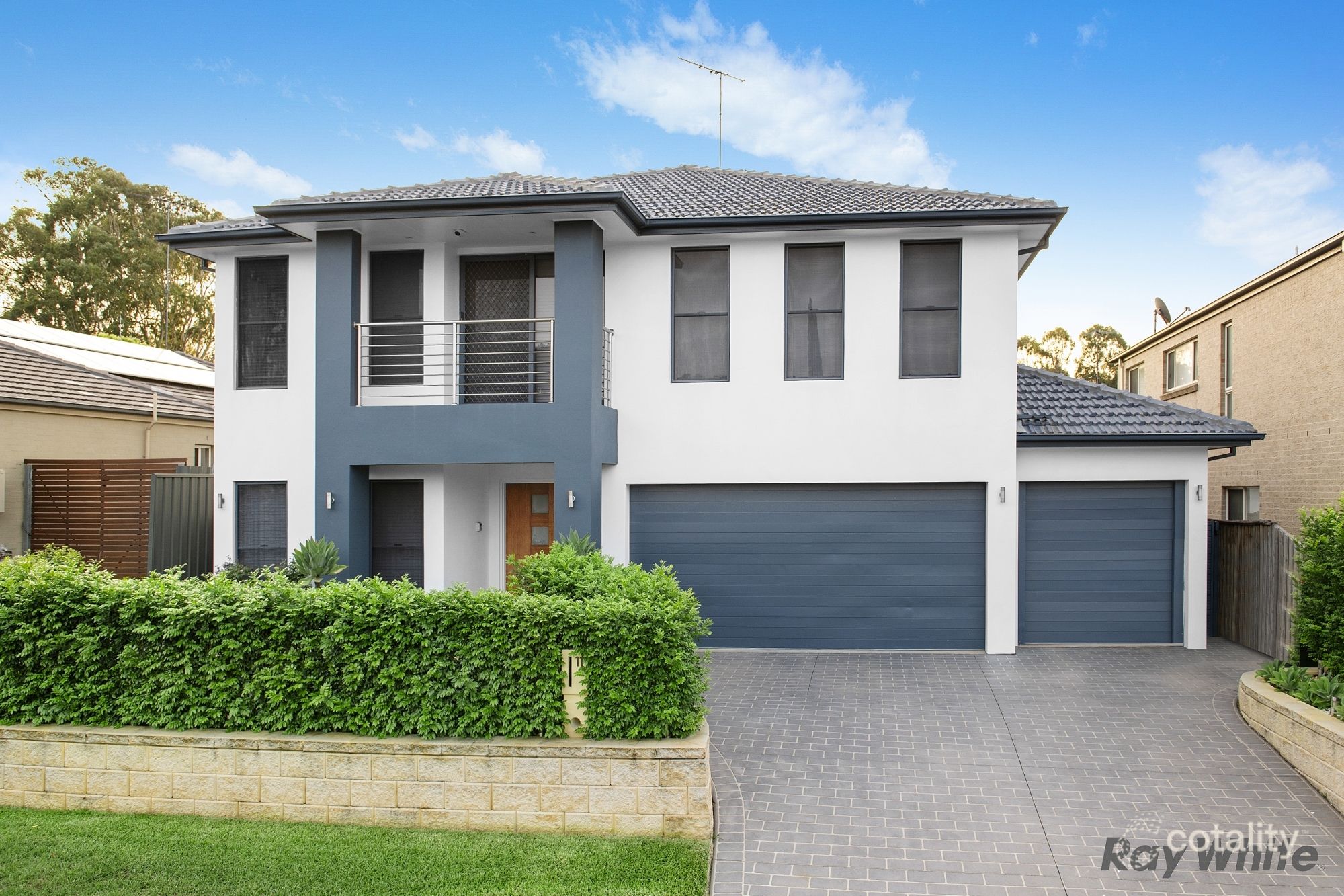 11 Honeyeater Cres, Beaumont Hills, NSW 2155