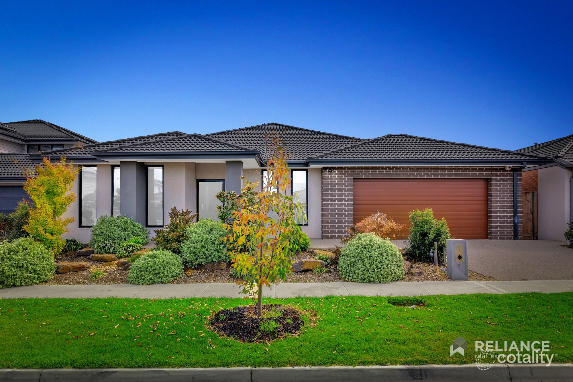 10 Aylesbury Tce, Werribee, VIC 3030