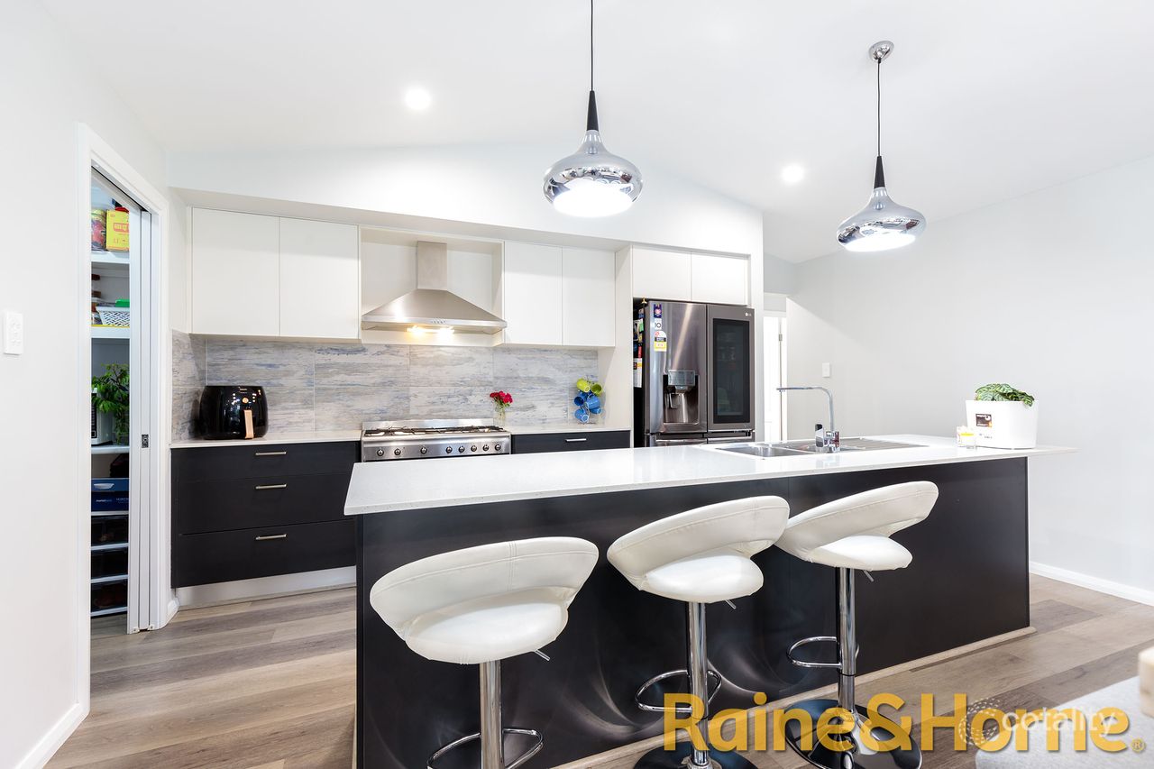 24 Mangrove Cres, Dubbo, NSW 2830