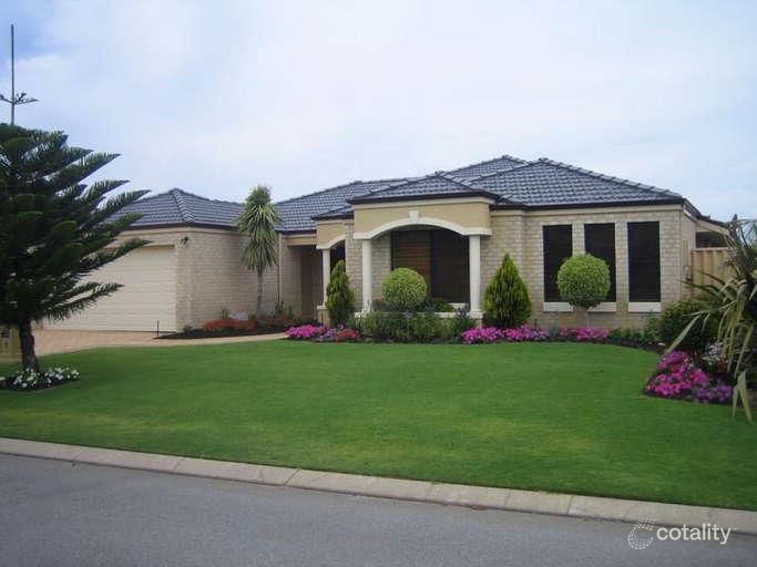 4 Formia Pl, Secret Harbour, WA 6173