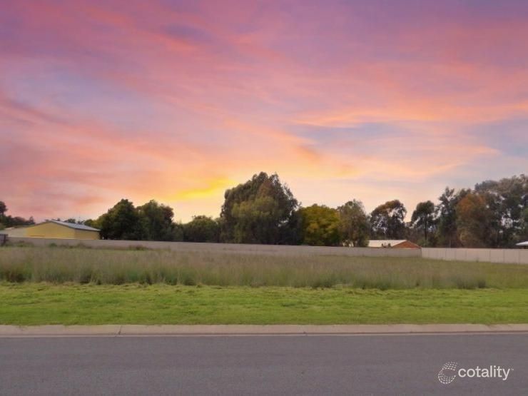 13 Parker Pl, Chinchilla, QLD 4413