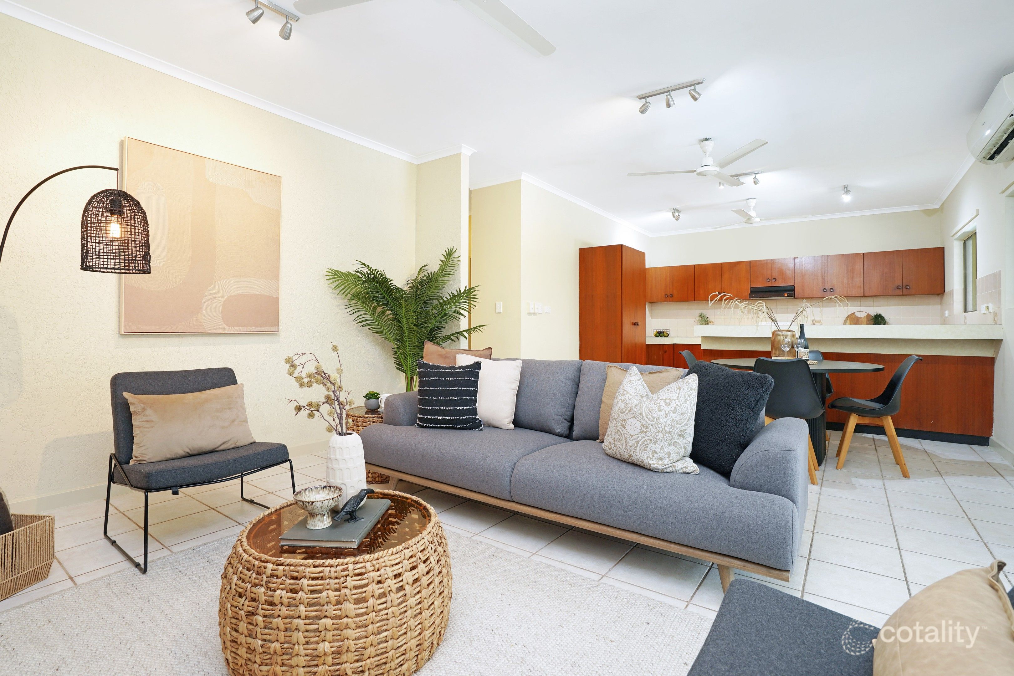 2/7 Airlie Cct, Brinkin, NT 0810