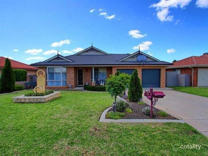 18 Gidgee Pl, Glenfield Park, NSW 2650