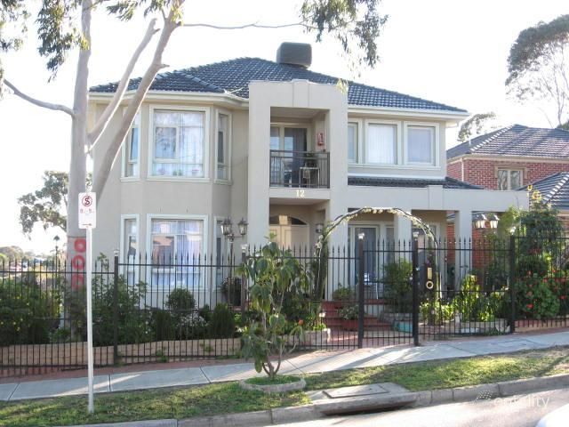 12 Tusanne Pl, Doncaster East, VIC 3109