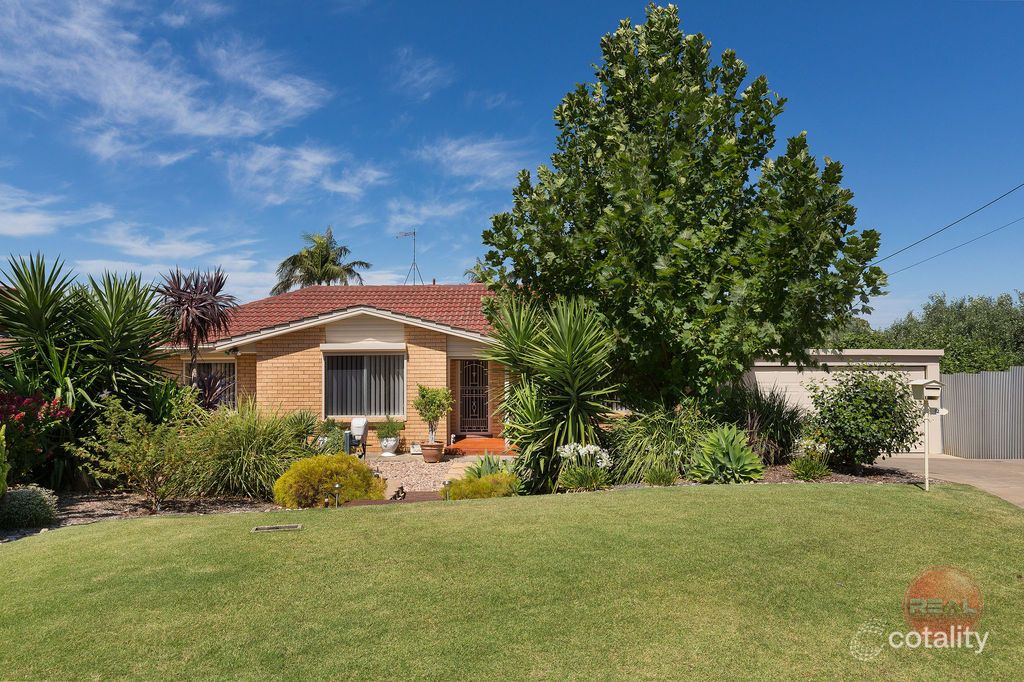 12 Ardross Cres, Morphett Vale, SA 5162