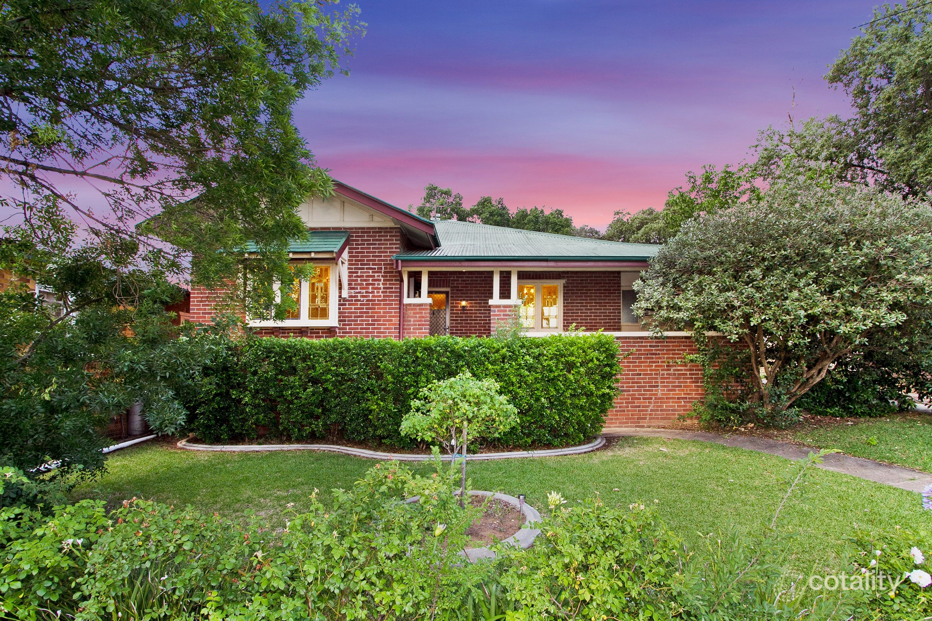 92 Upper St, East Tamworth, NSW 2340