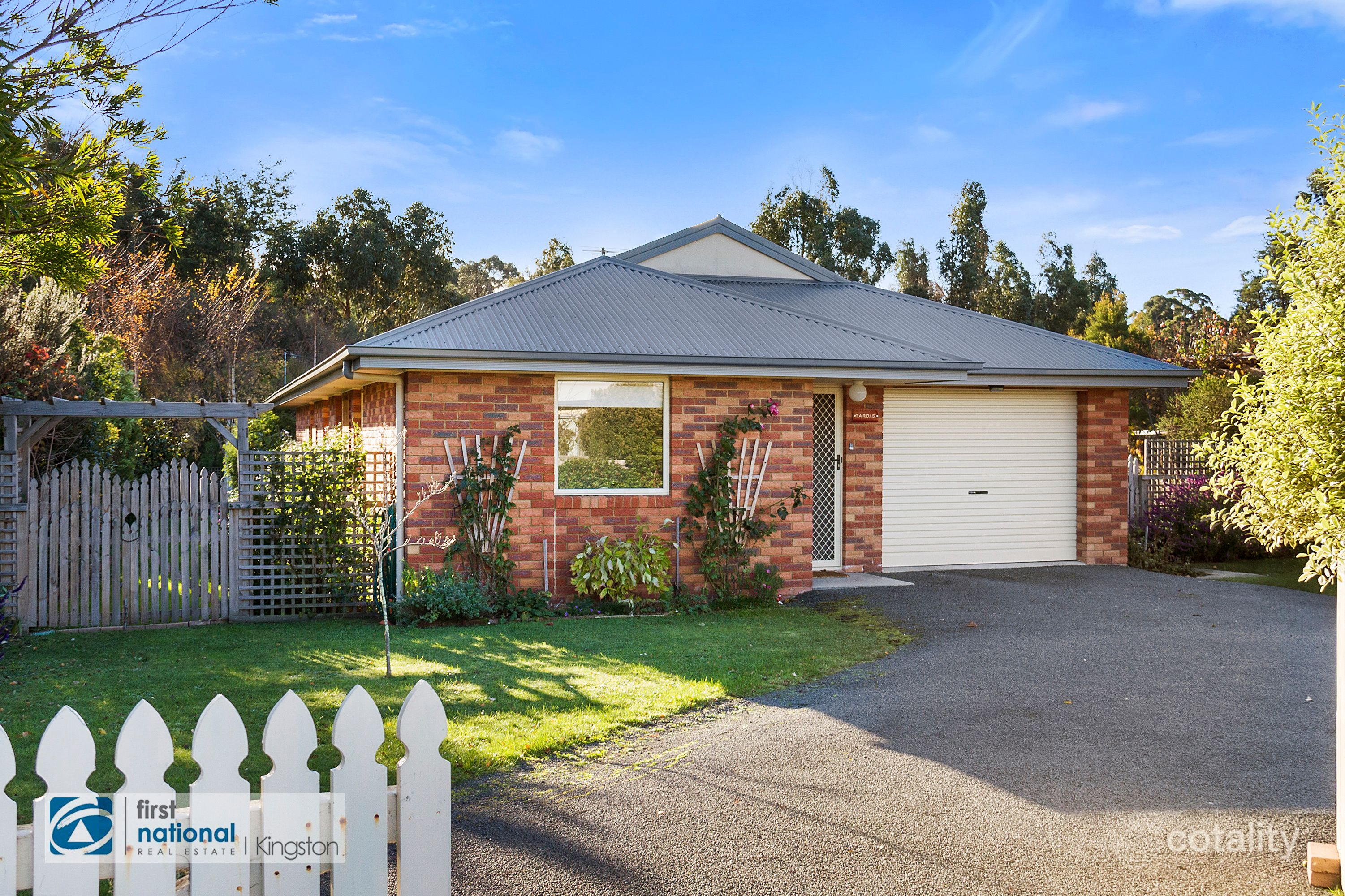 7 Snow Gum Dr, Snug, TAS 7054