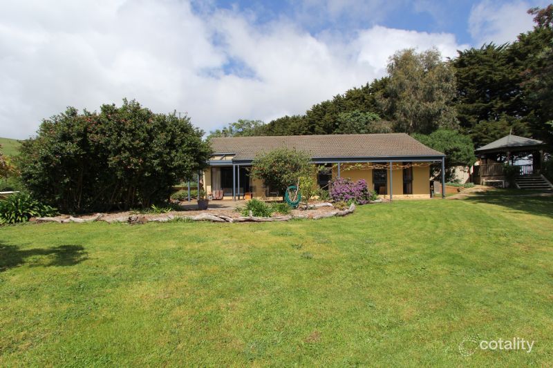 63 Walshes Rd, Thorpdale, VIC 3835