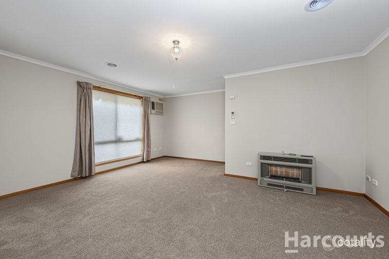 9 Kowree Cres, Sebastopol, VIC 3356